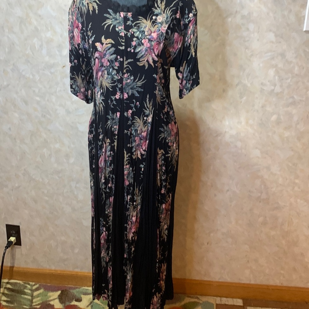 ST ARENA Vintage maxi dress